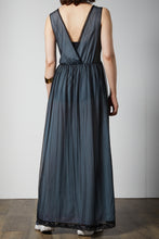 画像をギャラリービューアに読み込む, Black dress