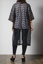画像をギャラリービューアに読み込む, Black lace long cardigan
