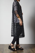 画像をギャラリービューアに読み込む, Black lace long cardigan
