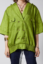 画像をギャラリービューアに読み込む, Satin green jacket
