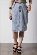 画像をギャラリービューアに読み込む, Denim  skirt
